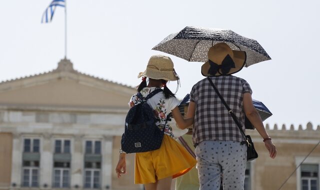 Οι επιστήμονες προειδοποιούν: Μη βασίζεστε στη ζέστη για το τέλος του κορονοϊού