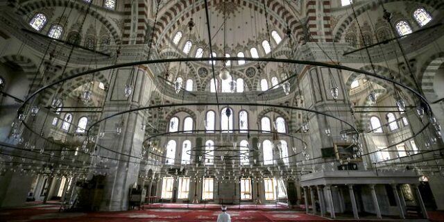 Το Bella Ciao προκαλεί σεισμό στην Τουρκία: Συλλήψεις και ανθρωποκυνηγητό στα social media