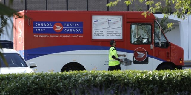 Ταχυδρομείο για κλάματα: Παρέδωσε δέμα 8 χρόνια μετά την παραγγελία