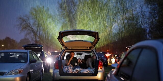 Το 10ο Athens Open Air Film Festival επιστρέφει με προβολές σε θερινά και drive-in σινεμά