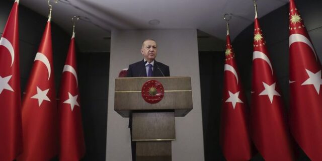 Ερντογάν: “Ανάγνωση Κορανίου στην Αγία Σοφία για να γιορτάσουμε την άλωση”