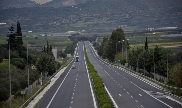 Άρση μέτρων: Τι αλλάζει από Δευτέρα στην καθημερινότητά μας