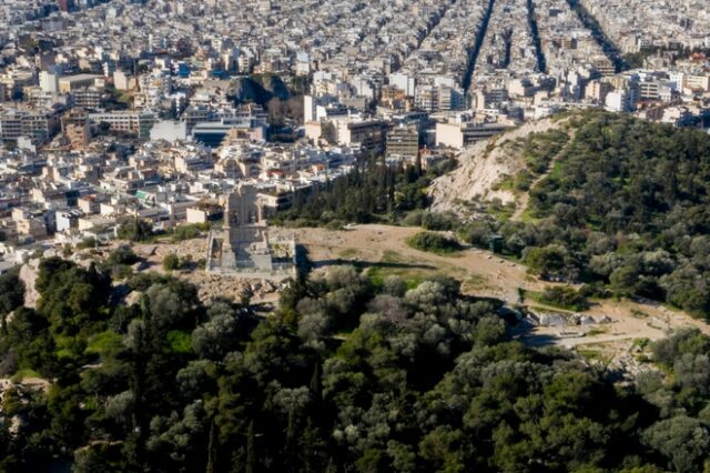 ΣΥΡΙΖΑ: Η κυβέρνηση ιδιωτικοποιεί τη διαχείριση του Λόφου Φιλοπάππου
