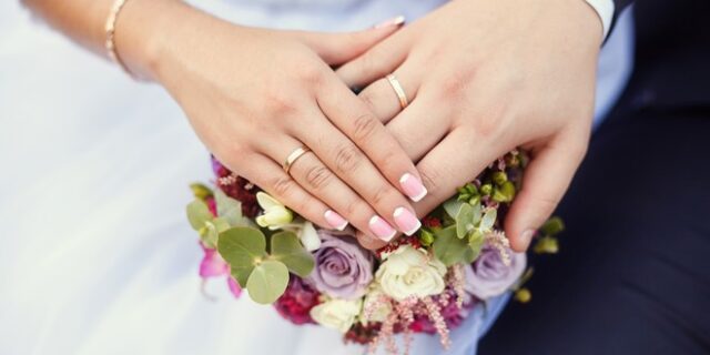 Υπ. Ψηφιακής Διακυβέρνησης: Έρχεται ψηφιοποίηση των αδειών γάμου και βάφτισης