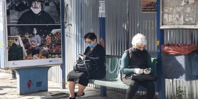 Κορονοϊός: Σχεδόν 70.000 κλήσεις για ενημέρωση και ψυχολογική στήριξη