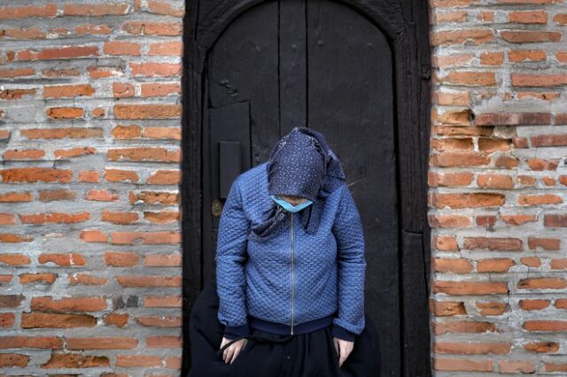 Κορονοϊός: Οι γυναίκες επωμίζονται το μεγαλύτερο “βάρος” κατά τη διάρκεια του lockdown
