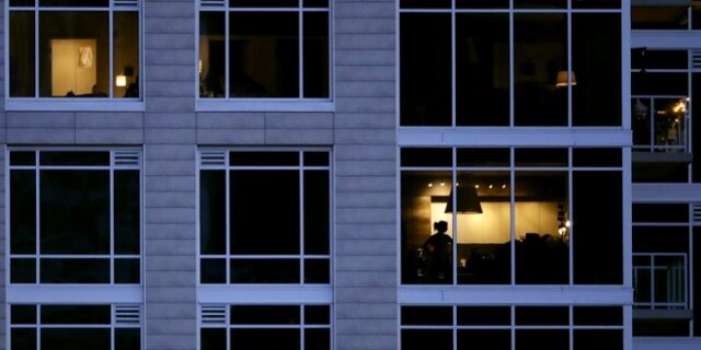 Απομόνωση και κορονοϊός αύξησαν το άγχος με επιπτώσεις σε στομάχι και έντερο
