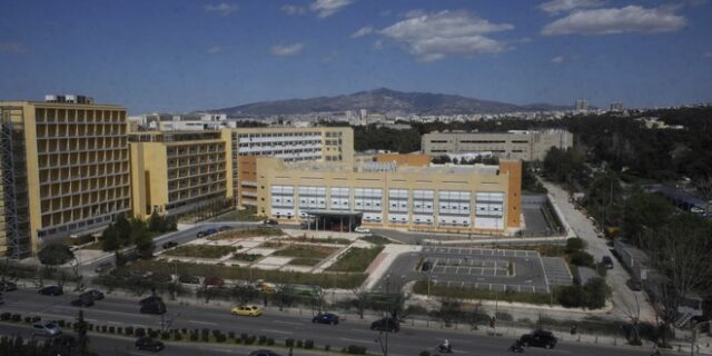Κορονοϊός: 11 κρούσματα στο 401 – Ασθενείς και νοσηλευτές αυτοί που προσβλήθηκαν