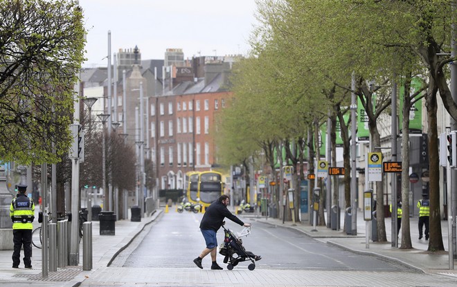 Κορονοϊός – Ιρλανδία: Παράταση καραντίνας έως τις 18 Μαΐου
