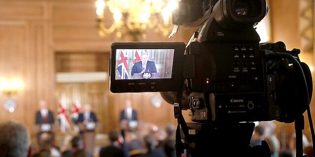 Ν. Σμυρναίος: Πώς το διαδίκτυο σπάει την ομερτά των κυρίαρχων ΜΜΕ