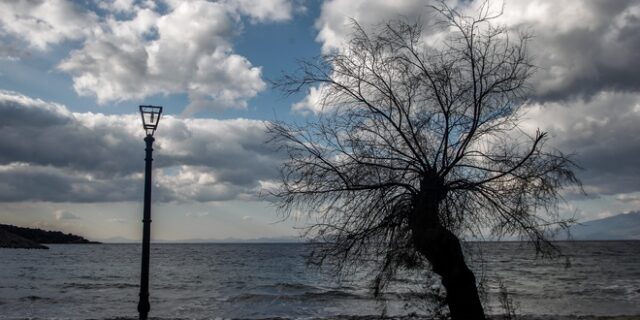 Καιρός: Άστατος στα δυτικά και βόρεια – Θερμοκρασίες πάνω από τα κανονικά επίπεδα