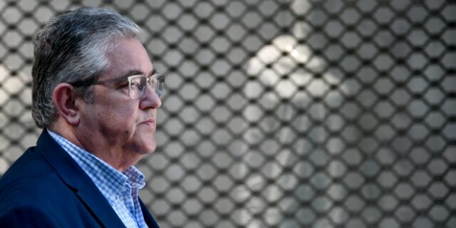 Κουτσούμπας: Στηρίζουμε τα δίκαια αιτήματα των υγειονομικών