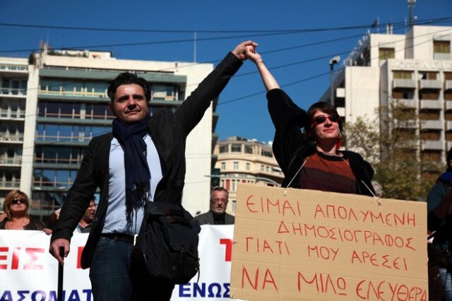 Μανώλης Κυπραίος: Δικαιώθηκε ο ρεπόρτερ που έχασε την ακοή του από κρότου-λάμψης