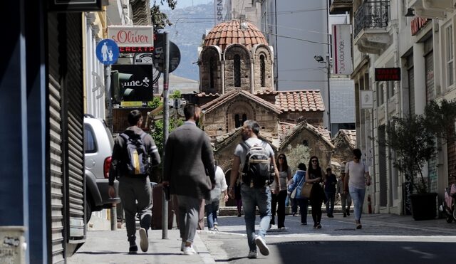 Σε 8 δόσεις ο φόρος εισοδήματος για επιχειρήσεις και νοικοκυριά έκπτωση 2% για εφάπαξ καταβολή