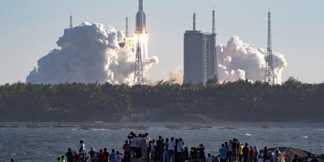 Κινεζικό διαστημικό “σκουπίδι” 18 τόνων έπεσε στον Ατλαντικό