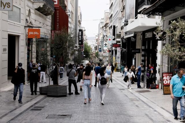 Τι ψώνισαν οι Έλληνες τις πρώτες μέρες επανεκκίνησης της αγοράς