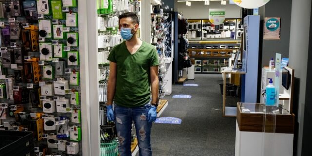 Άρση μέτρων: Ποιες επιχειρήσεις επαναλειτουργούν και το ωράριό τους