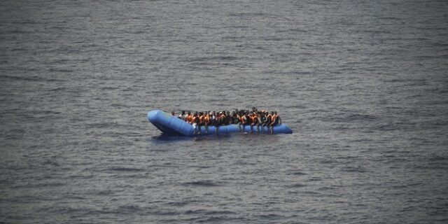 Σε κίνδυνο δυο πλεούμενα με μετανάστες στα ανοικτά της Μάλτας