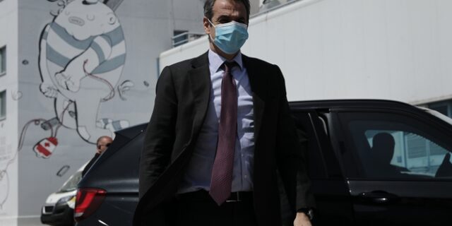 Μητσοτάκης: “Κρατάμε αποστάσεις, χρησιμοποιούμε σωστά τη μάσκα”