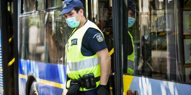 Μειώθηκαν οι παραβάσεις για μάσκα -Αυξάνονται οι “επίδοξοι” εκδρομείς