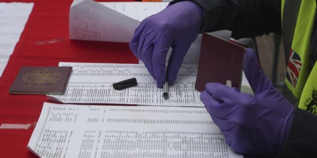 Διαβατήρια ανοσίας: Δέκα λόγοι για να μην τα αποκτήσουμε