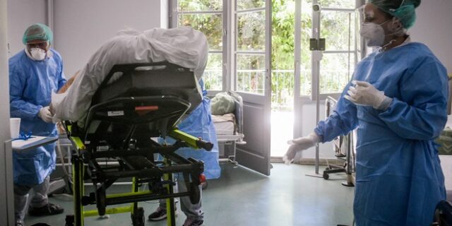 Δύο Έλληνες ασθενείς με κορονοϊό λαμβάνουν πλάσμα αίματος από θεραπευμένους