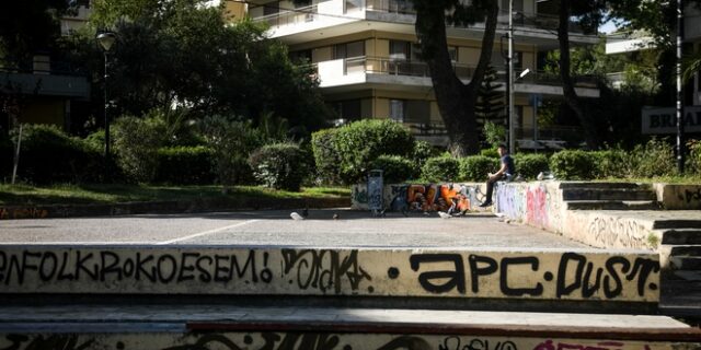 Χαρδαλιάς: “Κλείνει η πλατεία Αγίου Ιωάννου στην Αγία Παρασκευή τα βράδια λόγω συνωστισμού”