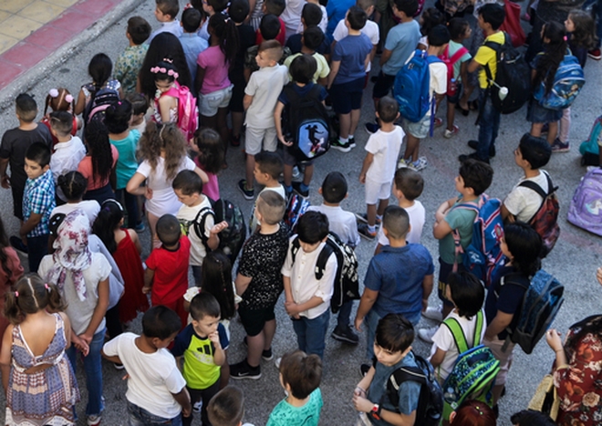 ΣτΕ: Συνταγματική η προσευχή κι ο εκκλησιασμός στα σχολεία