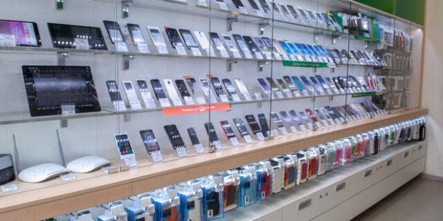 Αυτά είναι τα 5 e-shop που τους επιβλήθηκε πρόστιμο 300 χιλ. ευρώ