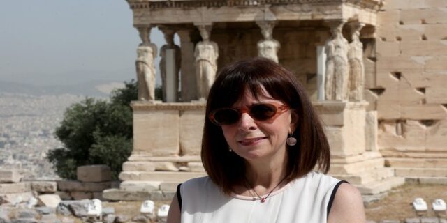 Άνοιξε η Ακρόπολη: Η Σακελλαροπούλου, ο Σεφέρης και το παγκόσμιο ενδιαφέρον