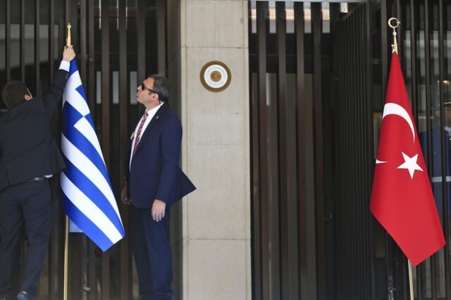 Σεισμός στην Κρήτη: Επικοινωνία Τούρκου πρέσβη με το ΥΠΕΞ για παροχή βοήθειας