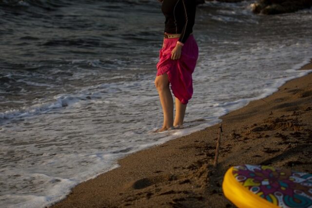 Κορονοϊός στην Ισπανία: Άνοιξαν για λίγες ώρες οι παραλίες στη Βαρκελόνη