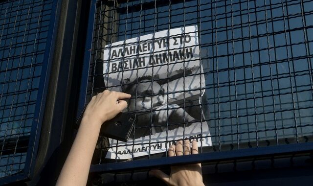 Βασίλης Δημάκης: Σταματάει την απεργία πείνας