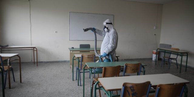 Επιστροφή στα σχολεία: Τι θα γίνει αν υπάρξει κρούσμα κορονοϊού;