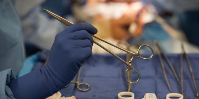 Ο κορονοϊός μείωσε δραστικά τις μεταμοσχεύσεις οργάνων στην Ελλάδα – Ένας δότης σε δυο μήνες
