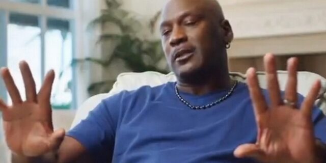 The Last Dance: Ο Τζόρνταν βούρκωσε και ζήτησε διάλειμμα μετά από έναν ανατριχιαστικό μονόλογο