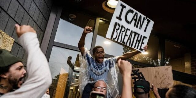 “I can’t Breathe”: Πορεία αλληλεγγύης στους εξεγερμένους των ΗΠΑ, την Τετάρτη στην Αθήνα