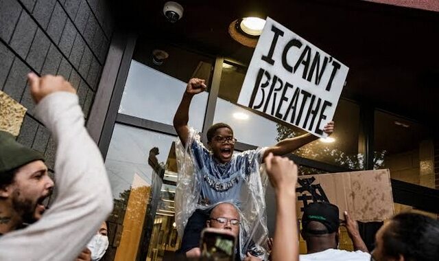 “I can’t Breathe”: Πορεία αλληλεγγύης στους εξεγερμένους των ΗΠΑ, την Τετάρτη στην Αθήνα