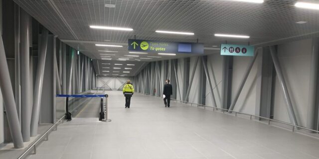 Θεσσαλονίκη: Εντυπωσιακό το νέο τέρμιναλ του αεροδρομίου “Μακεδονία” – Οι πρώτες φωτογραφίες