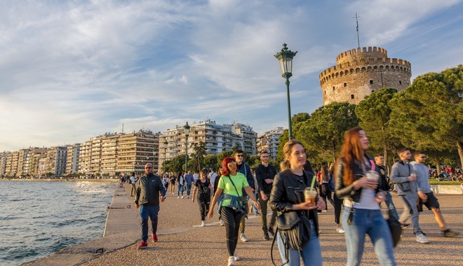 Θεσσαλονίκη: Ανακοινώθηκαν οι παραλίες όπου επιτρέπεται το κολύμπι