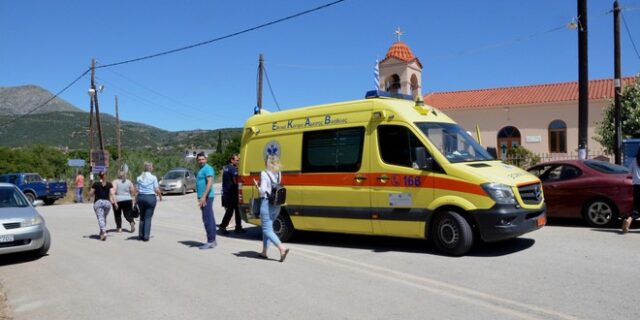 Λαμία: Τροχαίο με δύο 16χρονους – Σοβαρά τραυματισμένος ο ένας