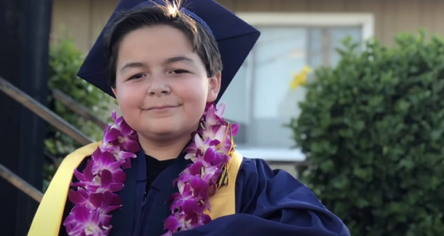 ΗΠΑ: 13χρονος αποφοίτησε από κολέγιο με 4 πτυχία