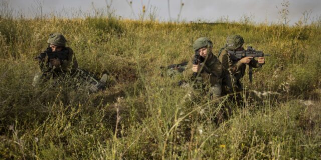 Συρία: Ισραηλινά αεροσκάφη βομβάρδισαν στρατιωτική βάση