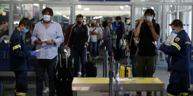 Κορονοϊός: Μόλις 4 εισαγόμενα κρούσματα το διάστημα 8-14 Ιουνίου
