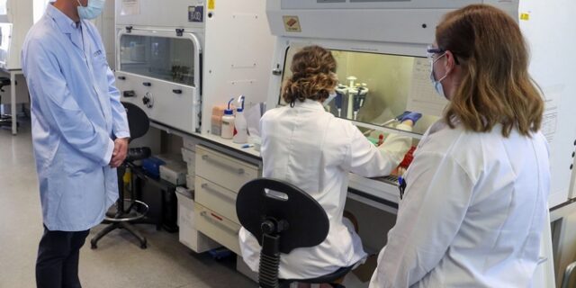 Κομισιόν: Εκστρατεία χρηματοδότησης για το εμβόλιο του κορονοϊού