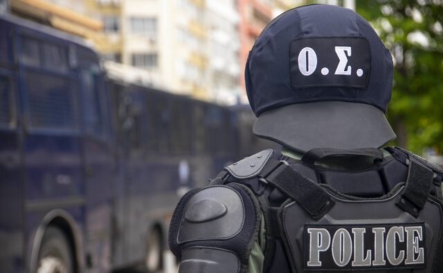 Διαφθορά στην ΕΛ.ΑΣ: Σε ανενεργές θέσεις μετατέθηκαν οι αστυνομικοί που εμπλέκει η δικογραφία