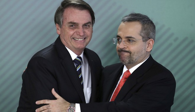 Βραζιλία: Παραιτήθηκε ο υπουργός Παιδείας, υποστηρικτής του Μπολσονάρου