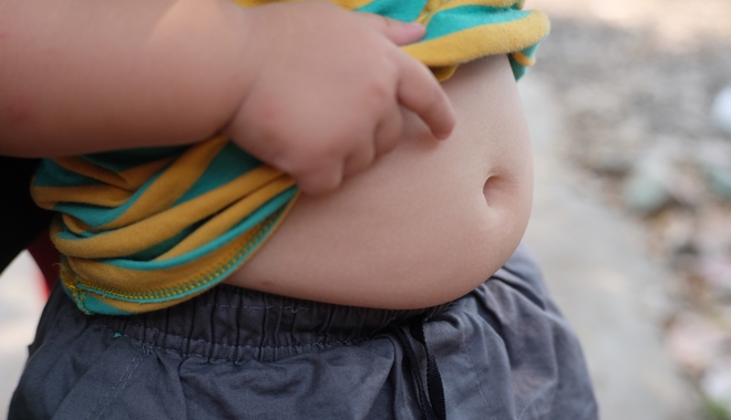 “Συναγερμός” για την παχυσαρκία στην Ελλάδα – Το 37% των παιδιών είναι υπέρβαρα