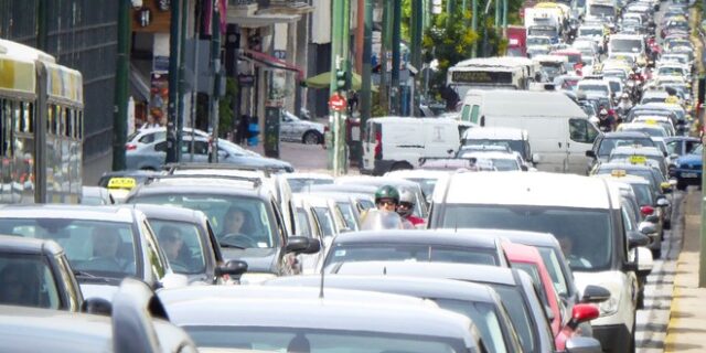 Μεγάλος Περίπατος: Δεύτερη μέρα ταλαιπωρίας – Χάος στους δρόμους