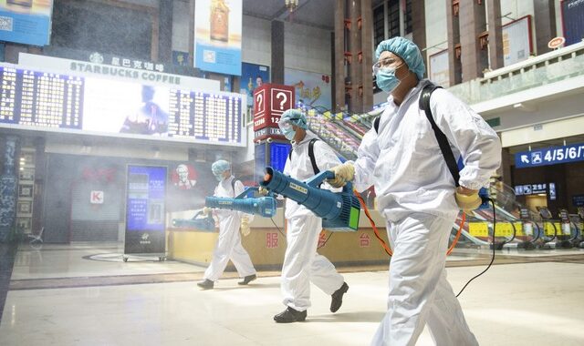 Κίνα για Κορονοϊό: Ευρωπαϊκό στέλεχος του ιού πίσω από την αναζωπύρωση της επιδημίας